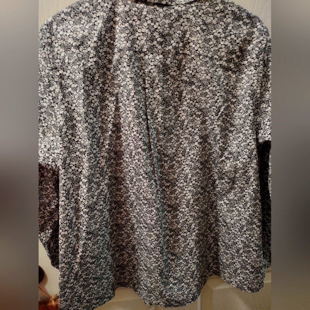 Women's button down
